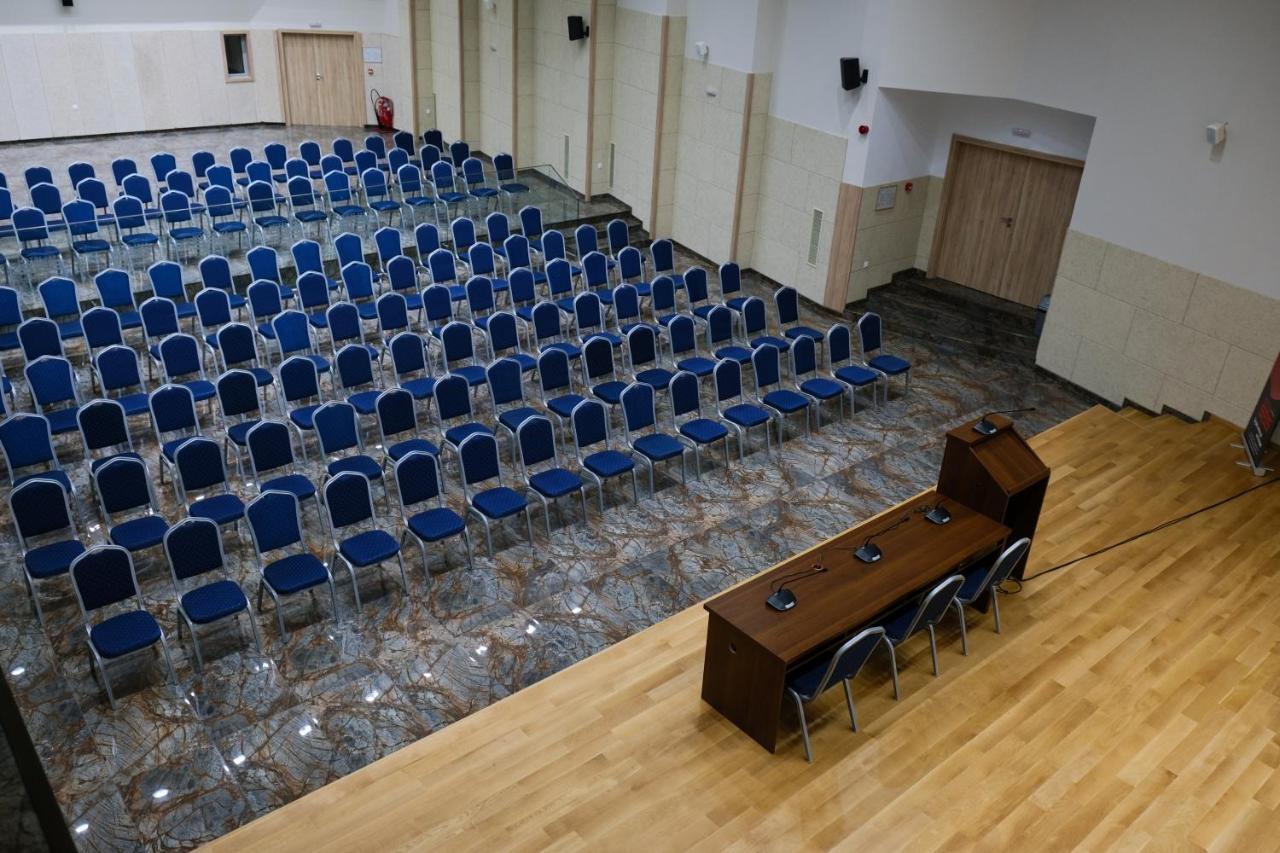 SPS Hotel Plovdiv Buitenkant foto
